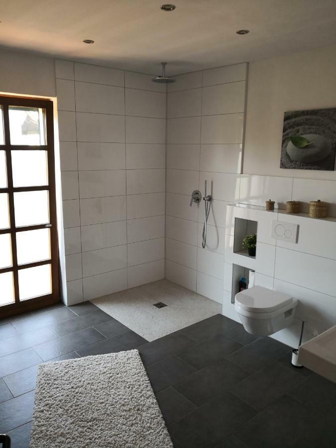 Apartment Ferienwohnung Emmerthal auch für Monteure FeWo Exterior foto