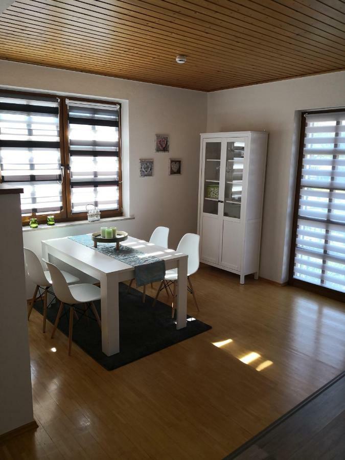 Apartment Ferienwohnung Emmerthal auch für Monteure FeWo Exterior foto