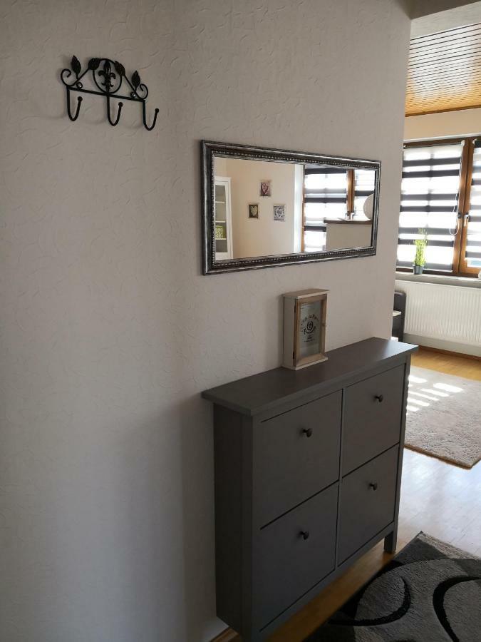 Apartment Ferienwohnung Emmerthal auch für Monteure FeWo Exterior foto